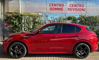 ALFA ROMEO Stelvio usata, con Alzacristalli elettrici