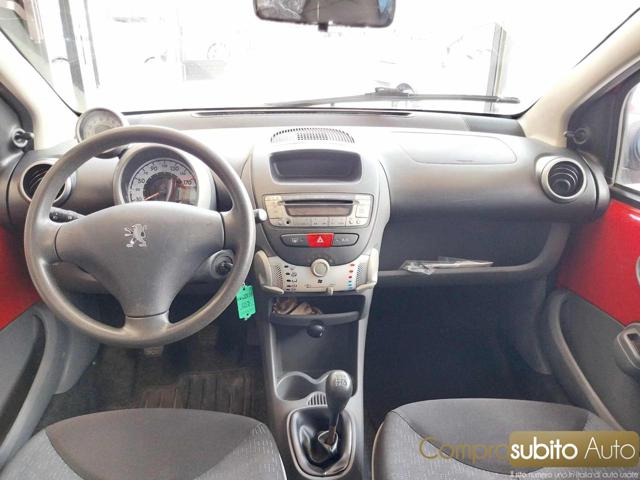 PEUGEOT 107 usata, con Sistema di navigazione