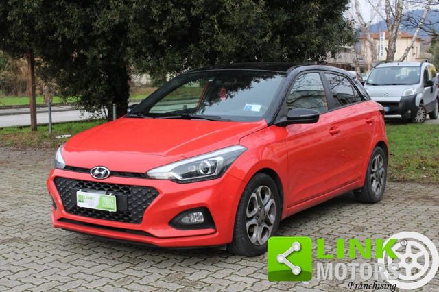 HYUNDAI i20 usata, con Airbag