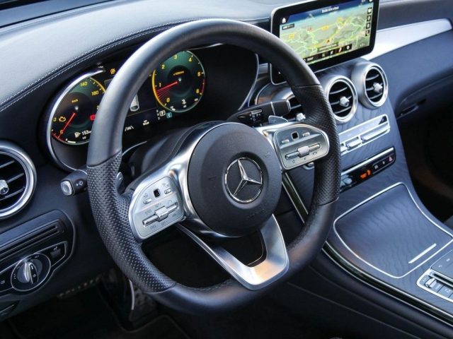 MERCEDES-BENZ GLC 300 usata, con Cerchi in lega