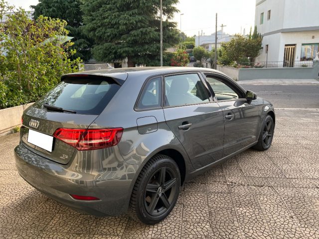 AUDI A3 usata 8
