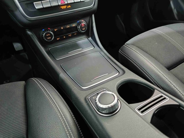 MERCEDES-BENZ GLA 200 usata, con ESP