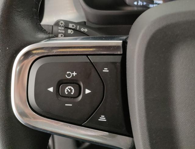 VOLVO XC40 usata, con Park Distance Control