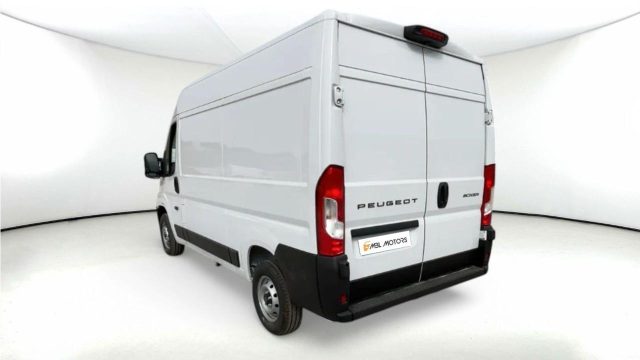 PEUGEOT Boxer usata, con Servosterzo