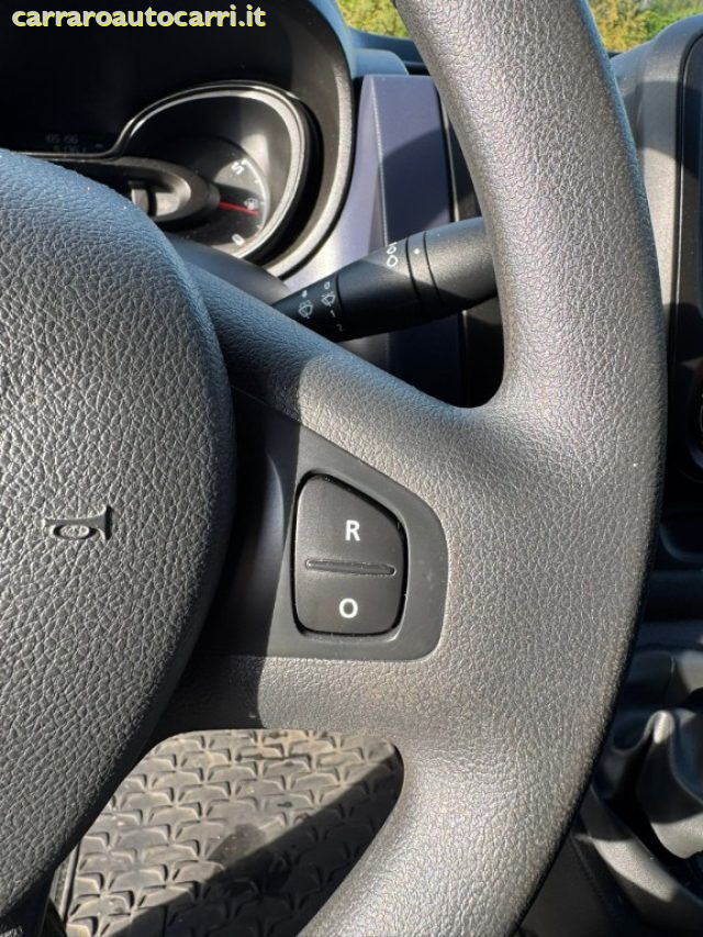 OPEL Vivaro usata, con Controllo vocale