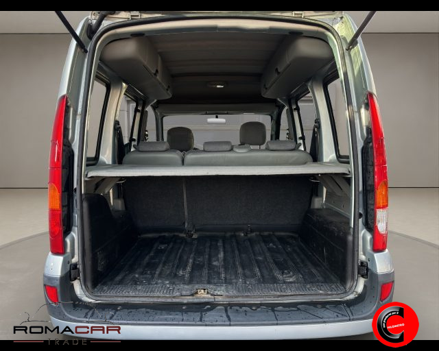 RENAULT Kangoo usata 14