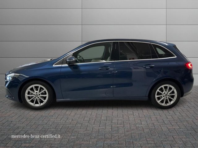 MERCEDES-BENZ B 180 usata, con Autoradio