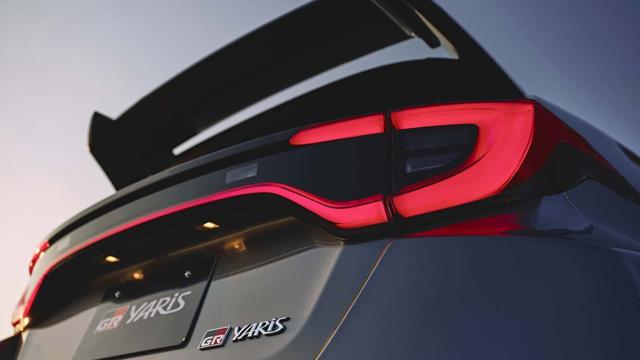 TOYOTA Yaris usata, con Interni in pelle