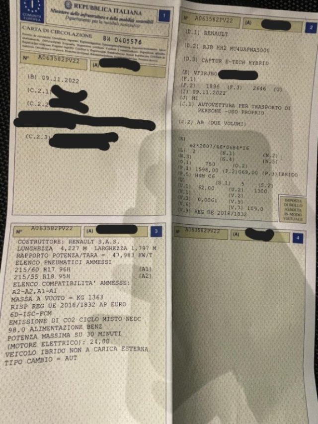 RENAULT Captur usata, con Sedile posteriore sdoppiato