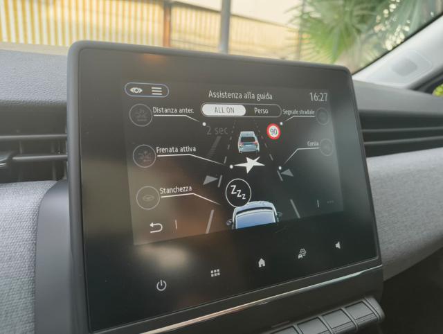 RENAULT Clio usata, con Climatizzatore