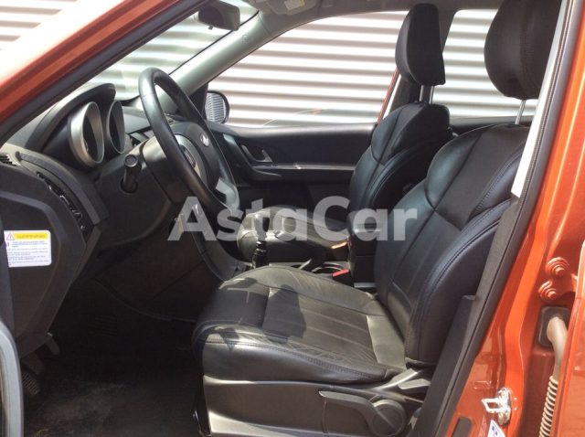 MAHINDRA XUV500 usata, con Cerchi in lega