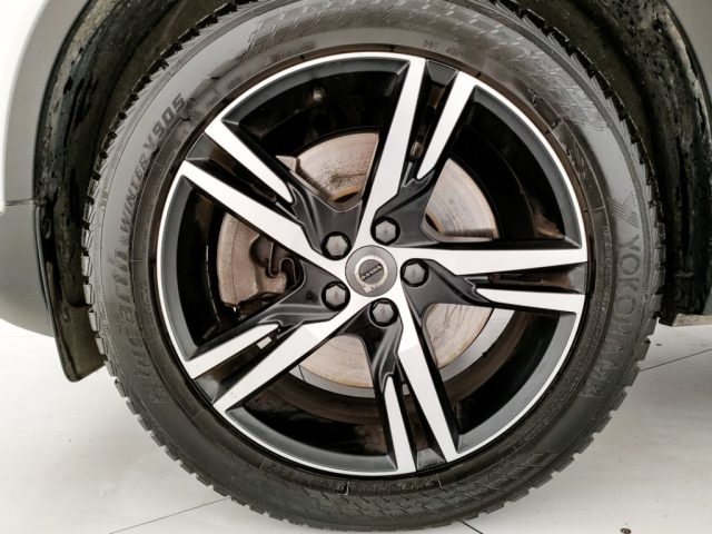 VOLVO XC40 usata, con Fari LED