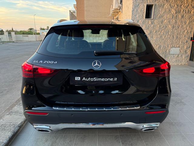 MERCEDES-BENZ GLA 200 usata, con Autoradio