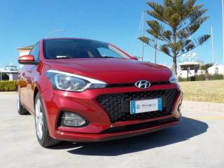 HYUNDAI i20 usata, con Luci diurne LED