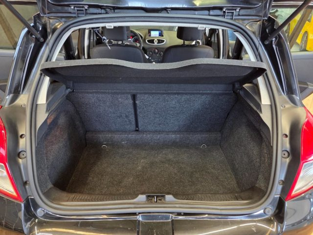 RENAULT Clio usata, con Chiusura centralizzata