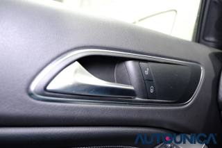 MERCEDES-BENZ A 180 usata, con Freno di stazionamento elettrico