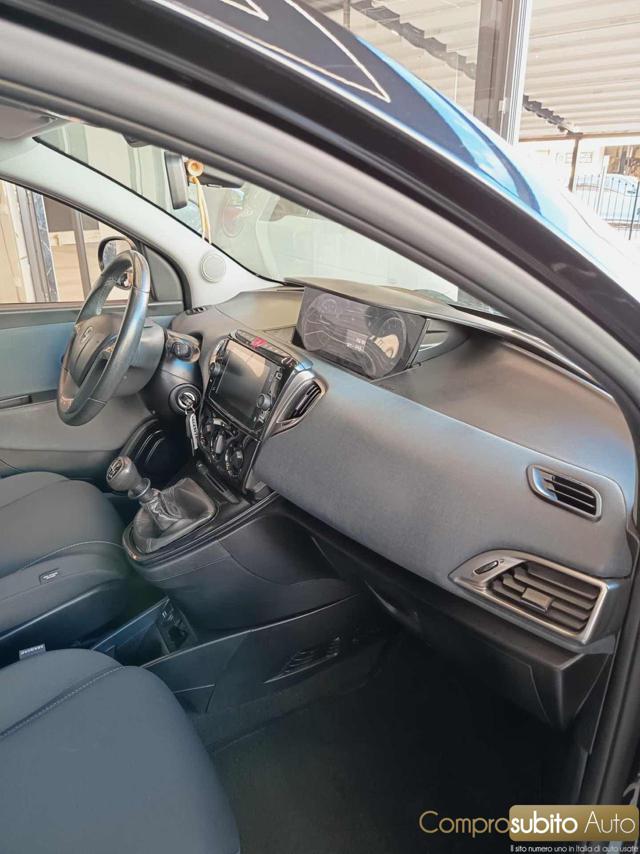 LANCIA Ypsilon usata 17