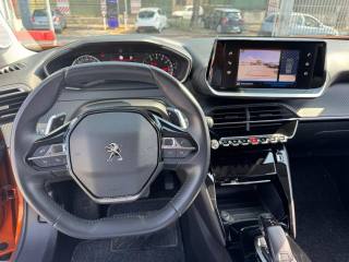 PEUGEOT 2008 usata, con Controllo automatico clima