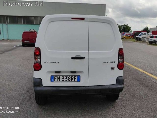 PEUGEOT Partner usata, con Autoradio