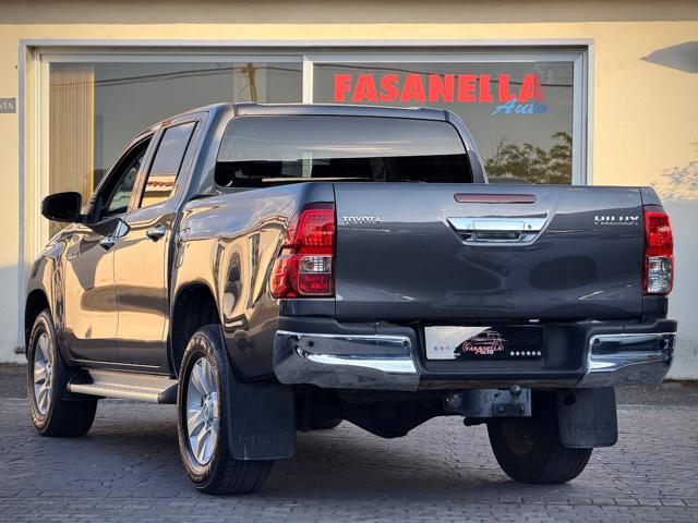 TOYOTA Hilux usata, con Controllo trazione