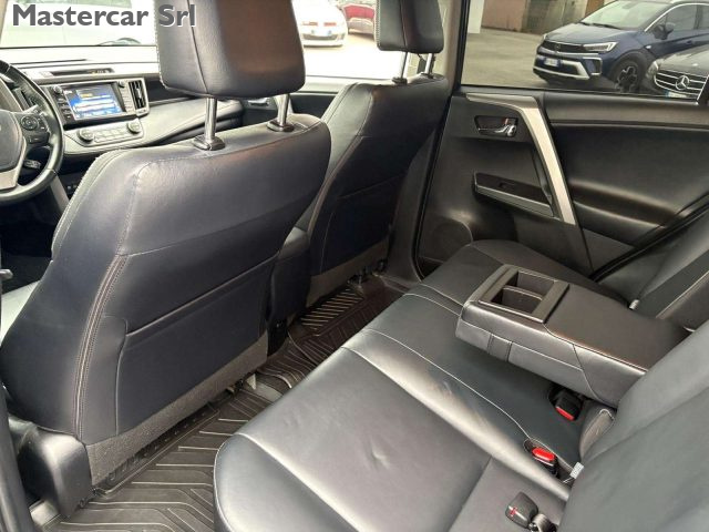 TOYOTA RAV 4 usata, con Controllo trazione