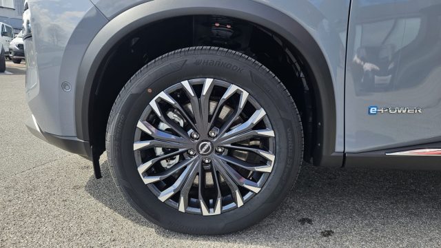 NISSAN X-Trail usata, con Vetri oscurati