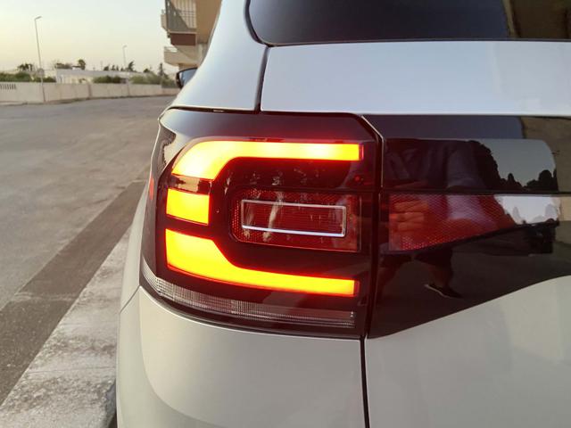 VOLKSWAGEN T-Cross usata, con Sensori di parcheggio posteriori