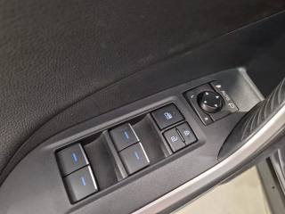 TOYOTA RAV 4 MY23 usata, con Sedile posteriore sdoppiato