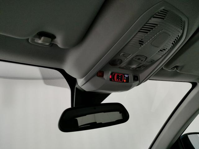PEUGEOT 3008 usata, con Park Distance Control