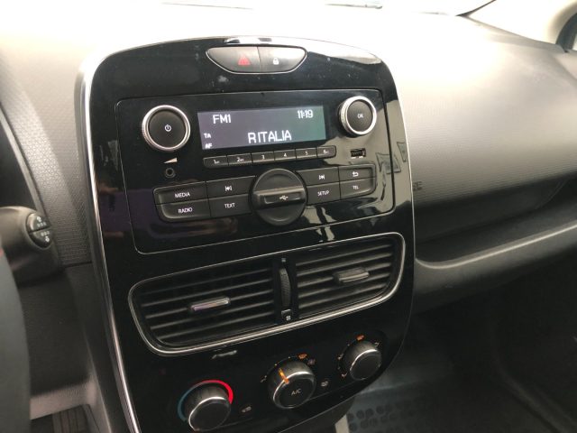 RENAULT Clio usata 14