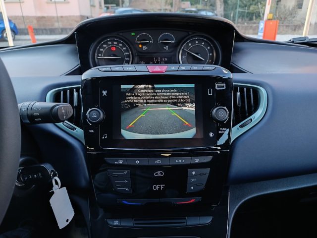 LANCIA Ypsilon usata, con Fendinebbia