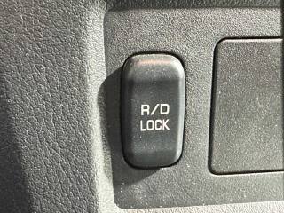 MITSUBISHI Pajero usata, con Telecamera per parcheggio assistito