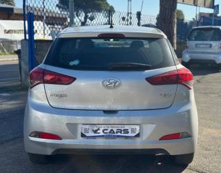 HYUNDAI i20 usata, con Alzacristalli elettrici