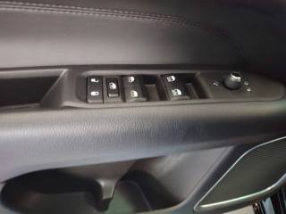 JEEP Compass usata, con Autoradio digitale
