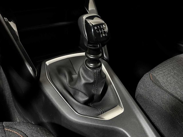 PEUGEOT 208 usata 25