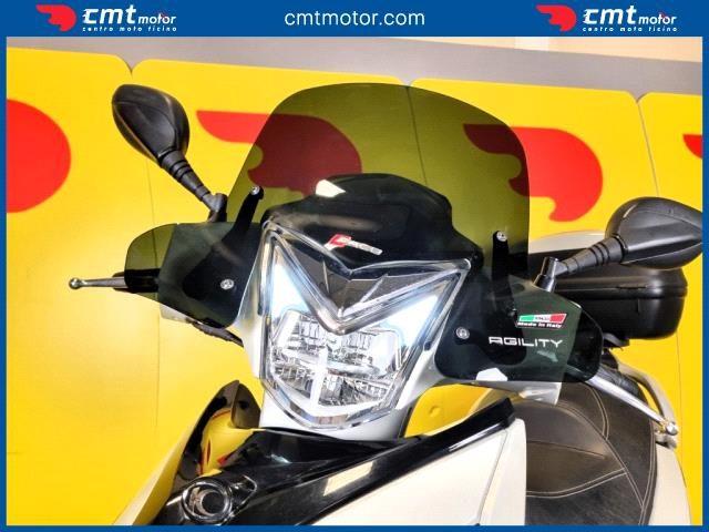 KYMCO Agility 300 usata 9
