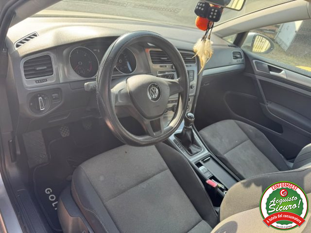 VOLKSWAGEN Golf usata, con Climatizzatore