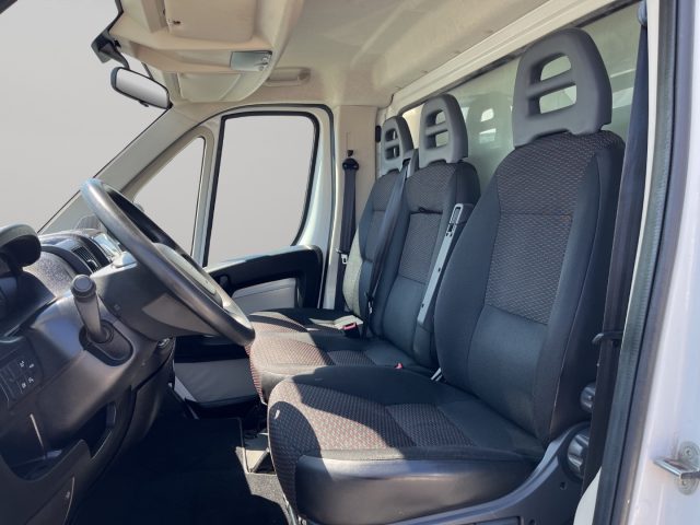 PEUGEOT Boxer usata, con Servosterzo