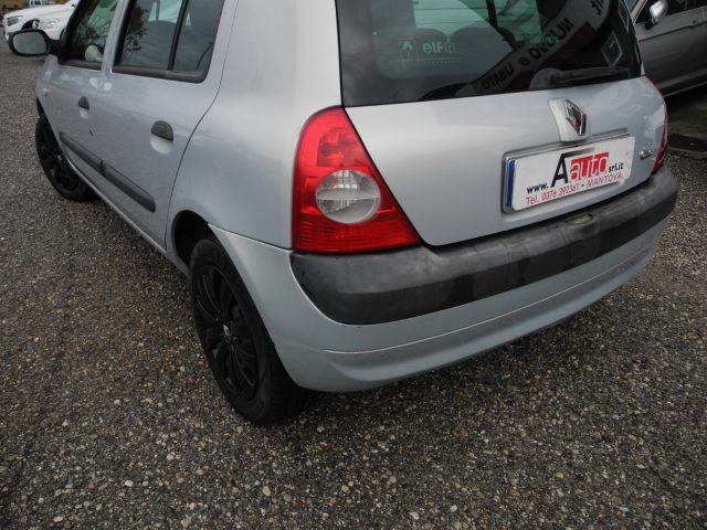 RENAULT Clio usata 47