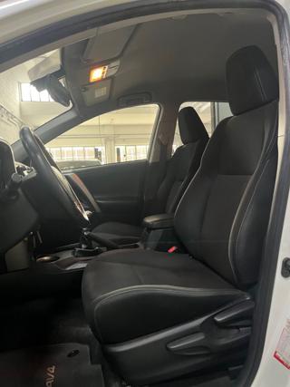 TOYOTA RAV 4 usata, con Fendinebbia