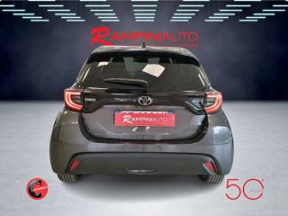 TOYOTA Yaris usata 7