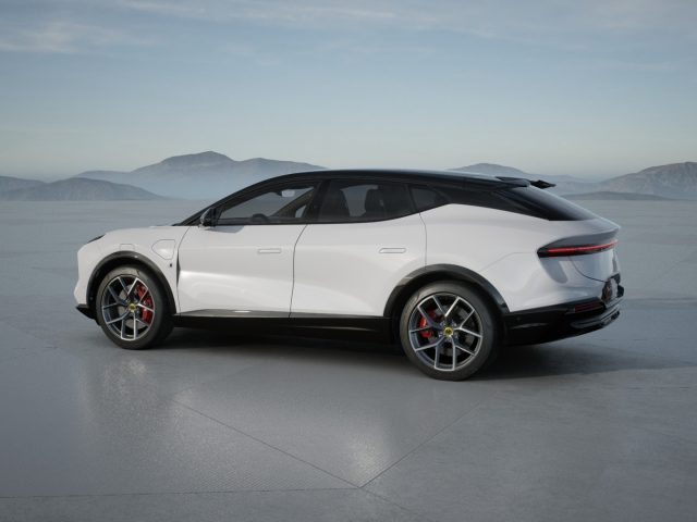 LOTUS Eletre usata, con Airbag laterali