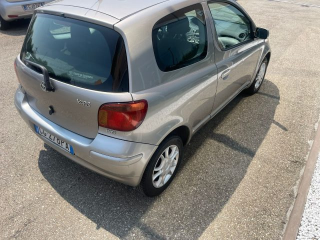 TOYOTA Yaris usata, con Chiusura centralizzata