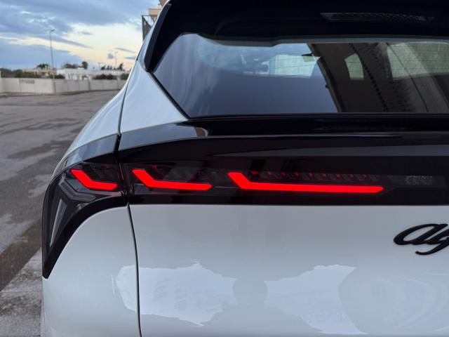 ALFA ROMEO Junior usata, con Luci diurne