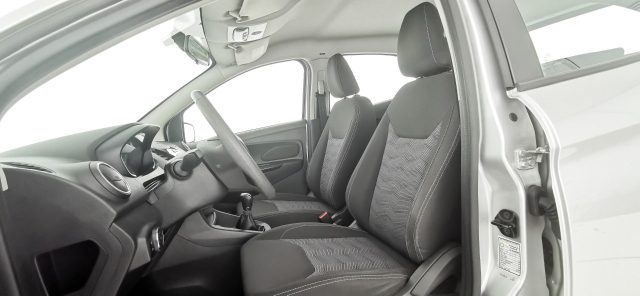 FORD Ka+ usata, con USB