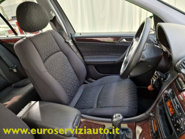 MERCEDES-BENZ C 200 usata 40