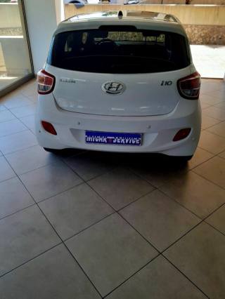 HYUNDAI i10 usata, con Autoradio