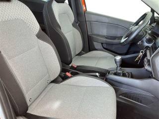 RENAULT Clio usata, con Volante in pelle