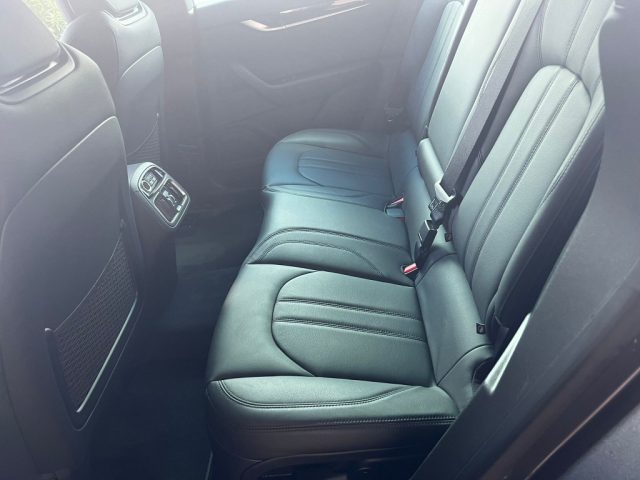 MASERATI Levante usata, con Climatizzatore