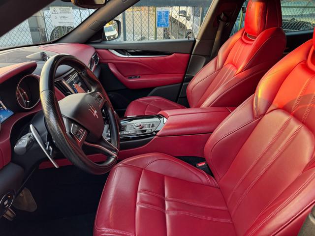 MASERATI Levante usata, con Fendinebbia